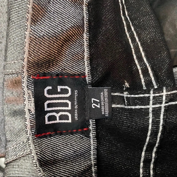 3 for $20 🌟 BDG Dark Silver Metallic Straight Leg Jeans - Picture 6 of 7